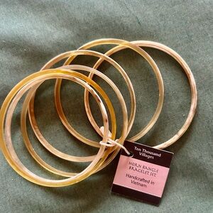 Ten Thousand Villages Horn Bangle Set of 6